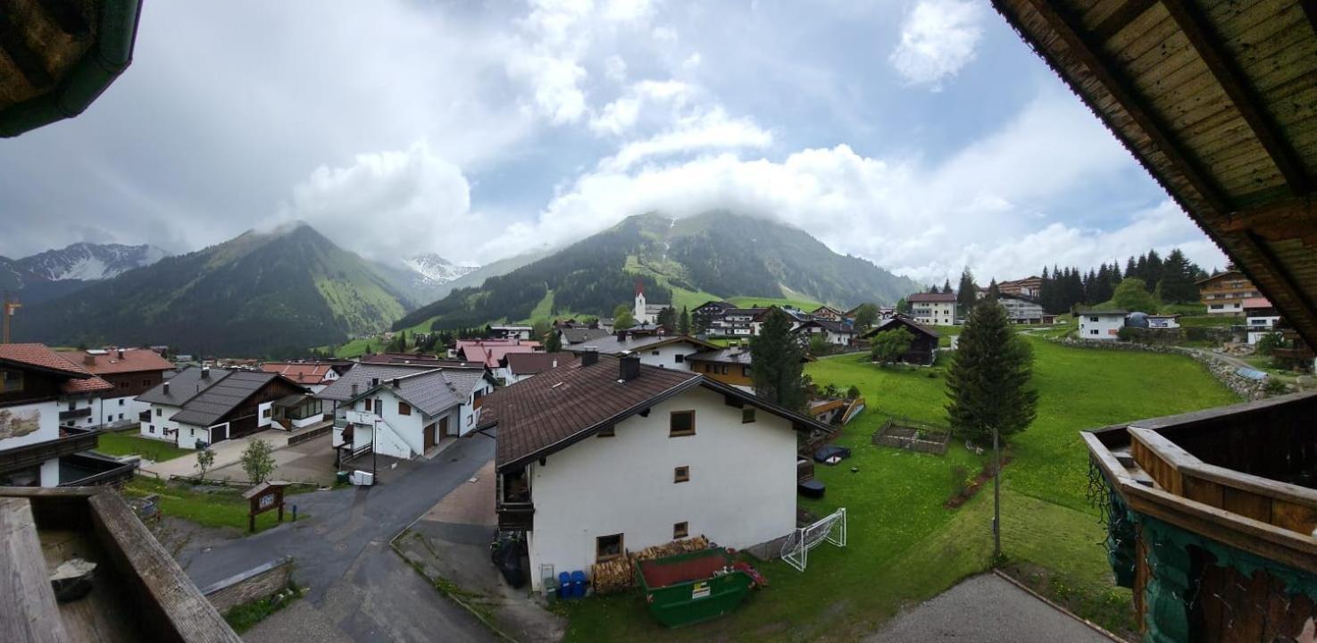 Almtraum Berwang Exterior foto