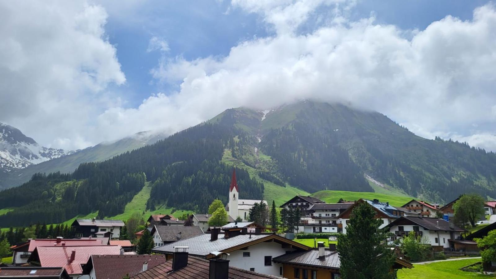 Almtraum Berwang Exterior foto