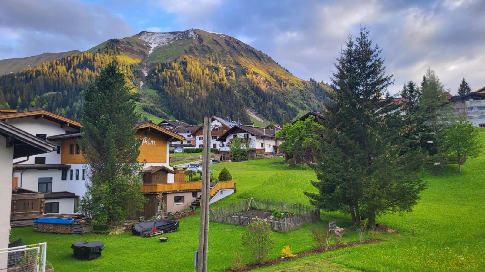 Almtraum Berwang Exterior foto